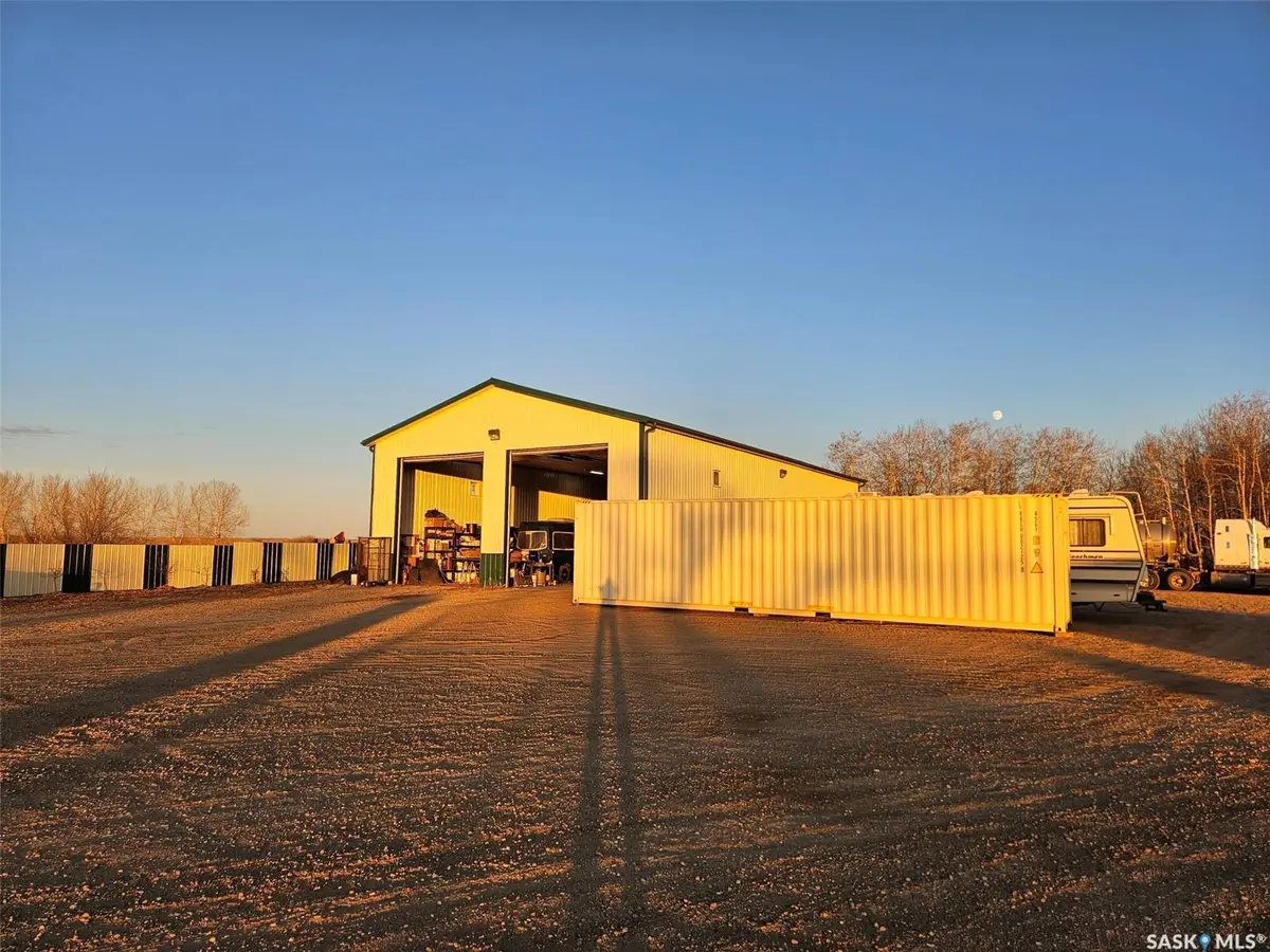 205 KING STREET, Kisbey, SK S0C 1L0