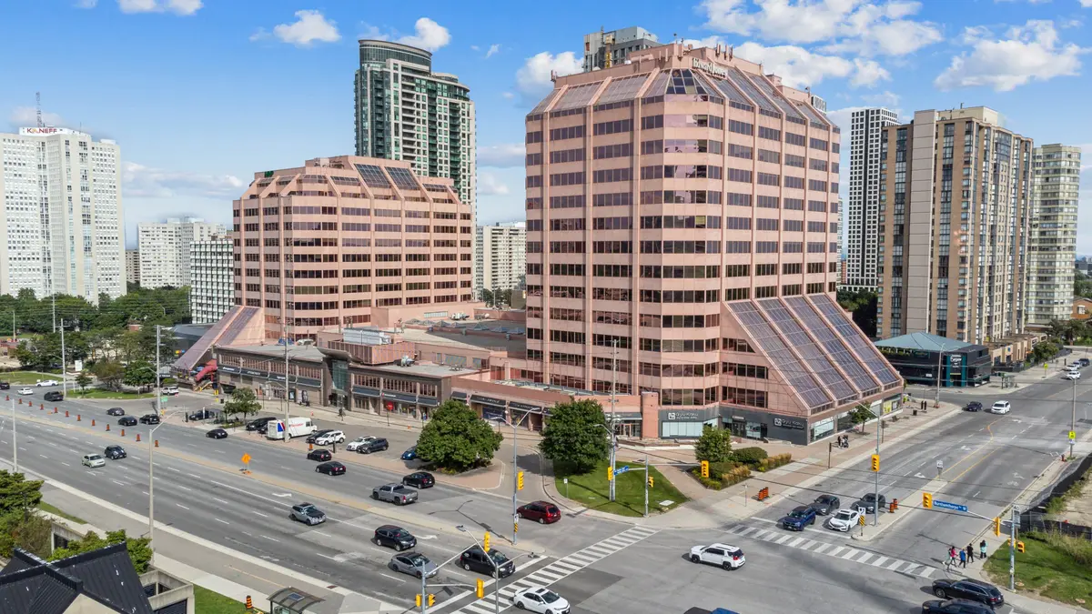 90 Burnhamthorpe RD W #1502, Mississauga, ON L5B 3C3