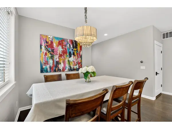 15679 SE THORNBRIDGE DR, Clackamas, OR 97015