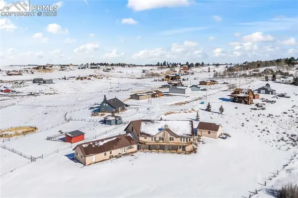 112 Ridge Point CIR, Divide, CO 80814