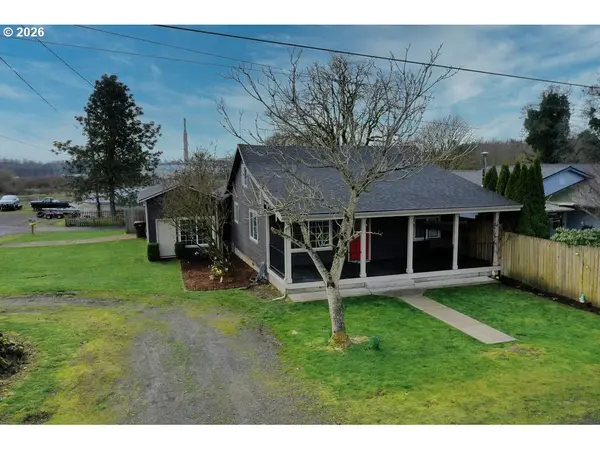 1045 UMATILLA ST, St Helens, OR 97051