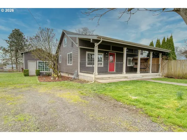 1045 UMATILLA ST, St Helens, OR 97051