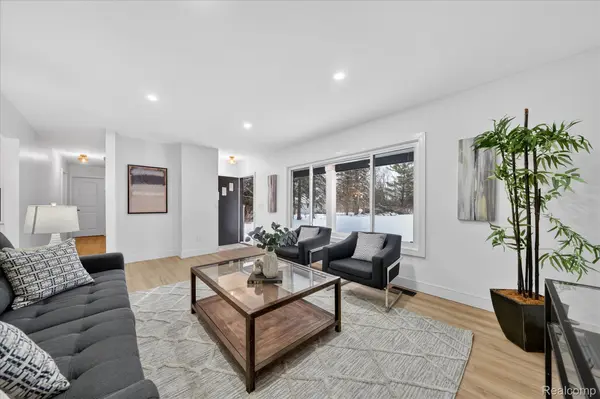 3643 Noble RD, Addison Township, MI 48370