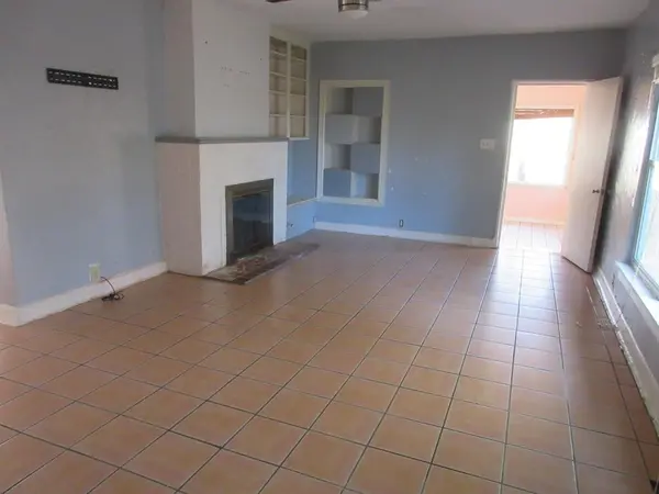 6259 S Lakeshore Drive, Shreveport, LA 71119