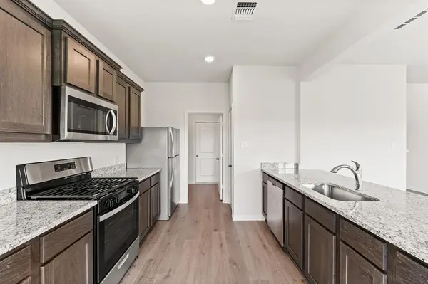 13437 Stage Coach Lane, Cresson, TX 76035