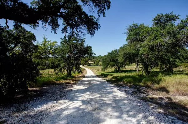 4894 N Hwy 144, Granbury, TX 76048
