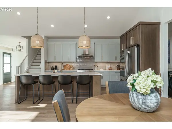 800 E 37TH ST, Vancouver, WA 98663