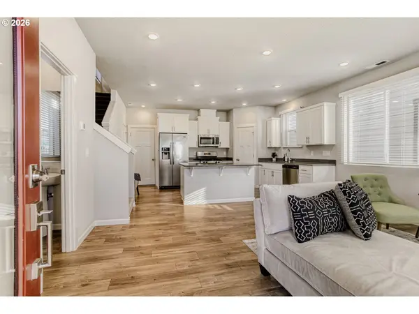 8465 SE CRABAPPLE ST, Hillsboro, OR 97123