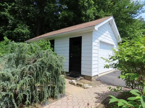 196 State Route 94, Blairstown Twp., NJ 07832