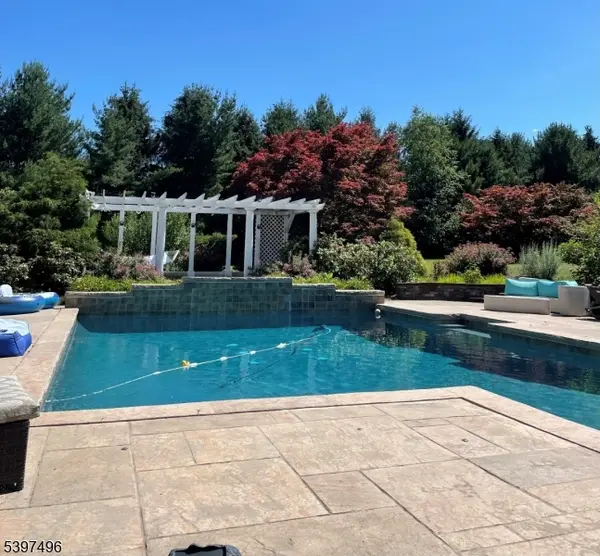 167 Douglas Rd, Bernards Twp., NJ 07931