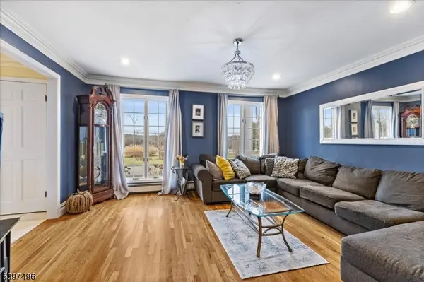 167 Douglas Rd, Bernards Twp., NJ 07931