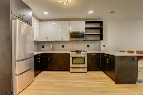 623 38Th St, Union City, NJ 07087