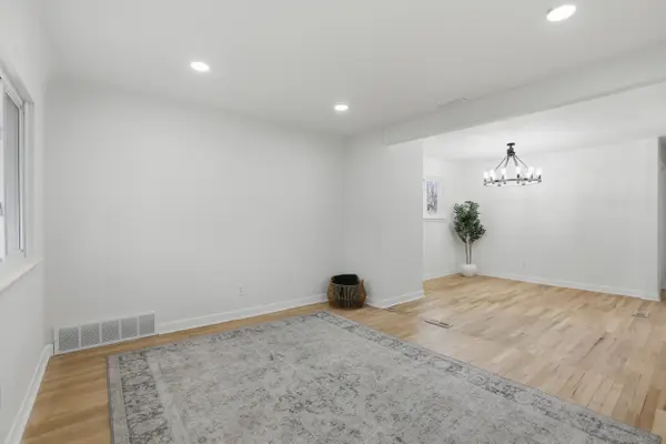 11920 Cavell ST, Livonia City, MI 48150