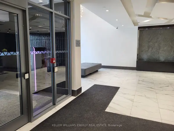 50 Dunfield AVE #513, Toronto C10, ON M4S 0E4