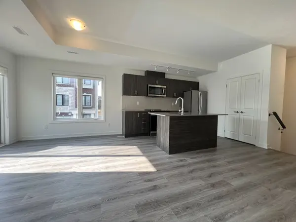 39 Nordic LN, Whitchurch-stouffville, ON L4A 4W8