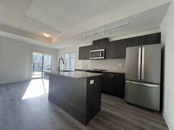 39 Nordic LN, Whitchurch-stouffville, ON L4A 4W8