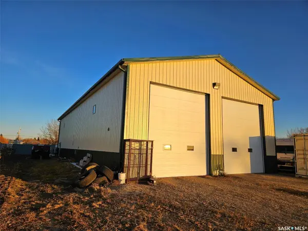 205 KING STREET, Kisbey, SK S0C 1L0