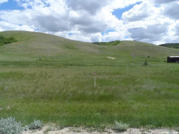 4 Ross PLACE, North Grove, SK S0H 4C0