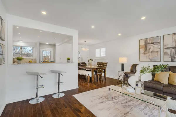 11 Addington CRES, Brampton, ON L6T 2R1