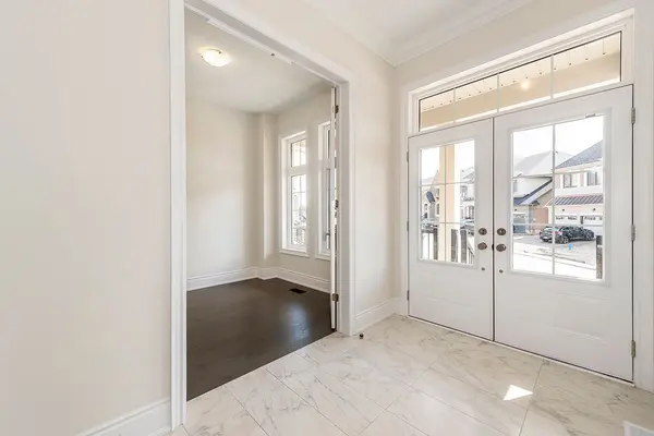 73 James Walker AVE, Caledon, ON L4C 4N1