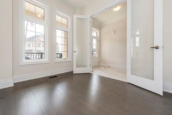 73 James Walker AVE, Caledon, ON L4C 4N1