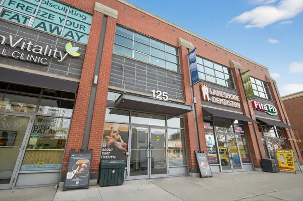 125 Lakeshore RD E #203, Mississauga, ON L5G 1E5