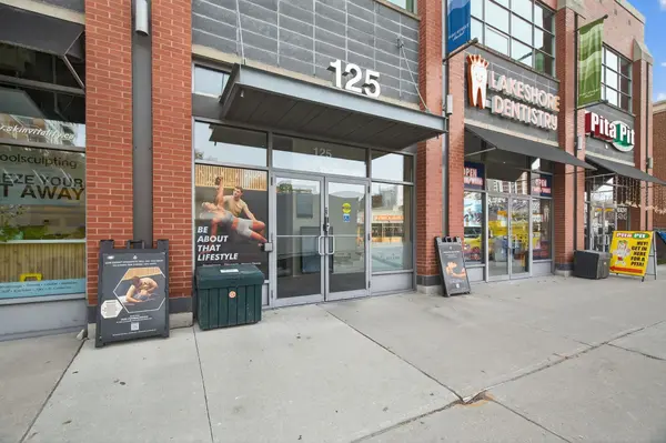 125 Lakeshore RD E #203, Mississauga, ON L5G 1E5