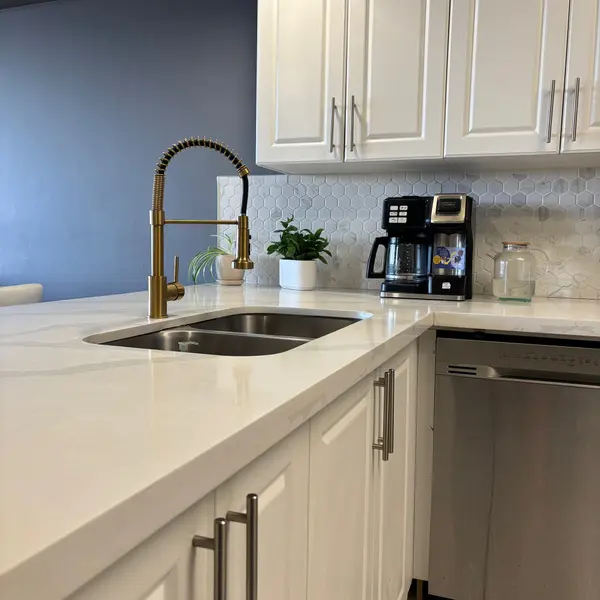 236 Albion RD #2009, Toronto W10, ON M9W 6A6