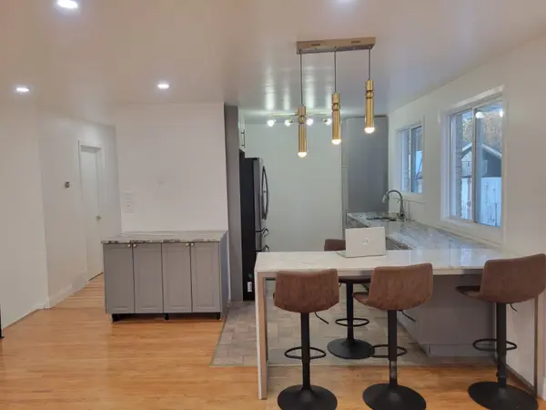 308 Paisley RD, Guelph, ON N1H 2P9