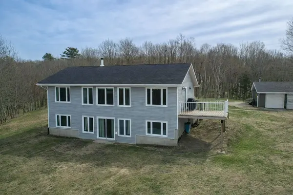 520 Star Lake RD, Seguin, ON P0C 1J0