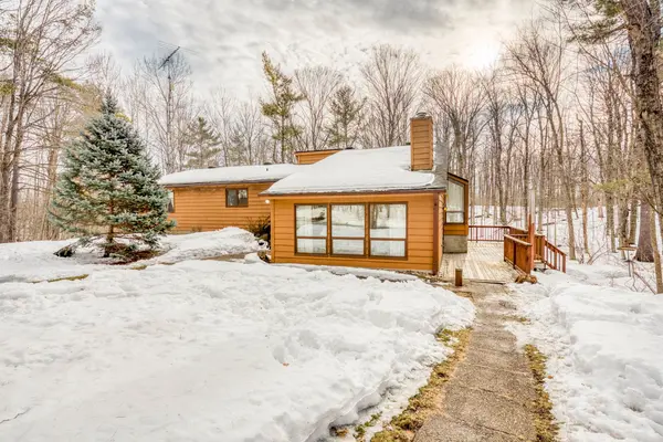 1814 Old Perth RD, Mississippi Mills, ON K0A 1A0