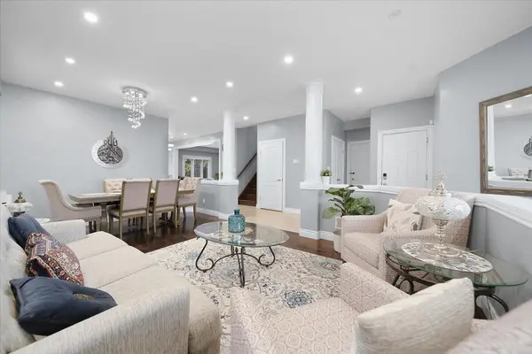 131 Maple Bush DR, Cambridge, ON N1T 0B7