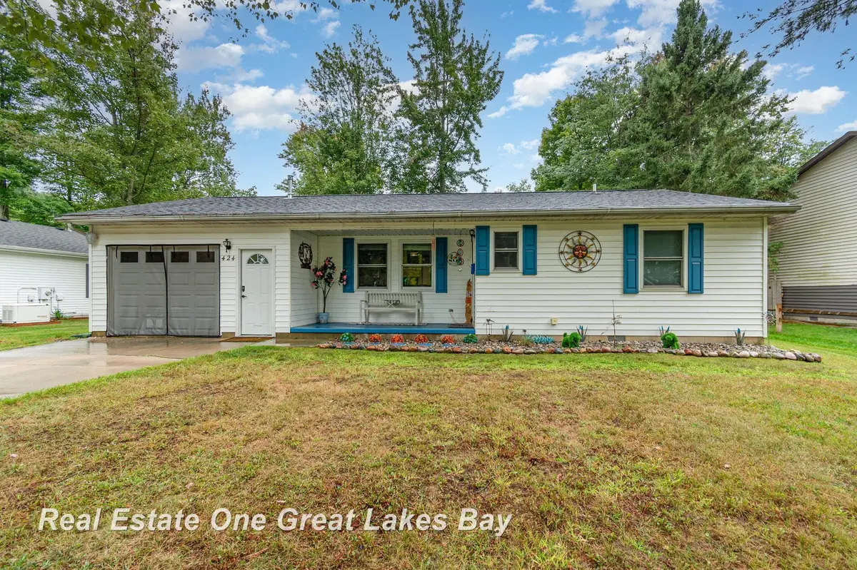 424 Lakewood DR, East Tawas, MI 48730