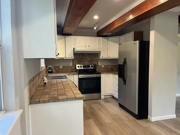 114 N Andrews Drive, Robinson, TX 76706