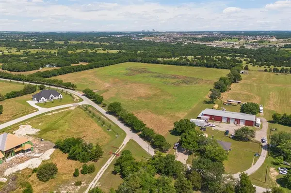 4611 Stout Road, Midlothian, TX 76065