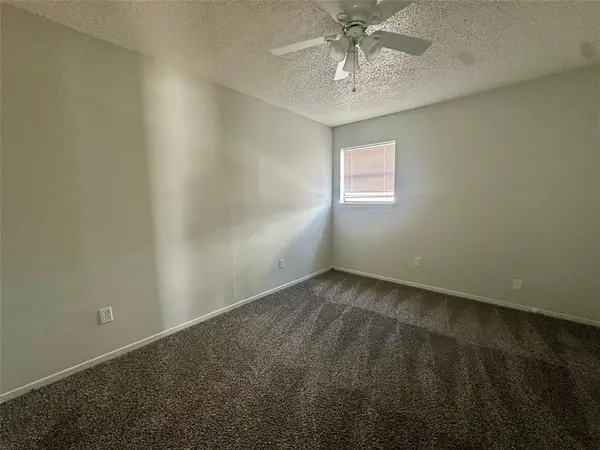 2450 SE 40th Street, Paris, TX 75460