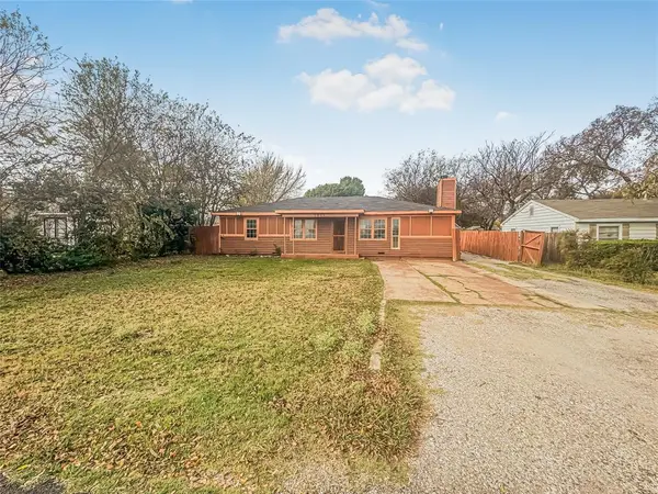 3811 Criswell Street,  Lancaster,  TX 75134