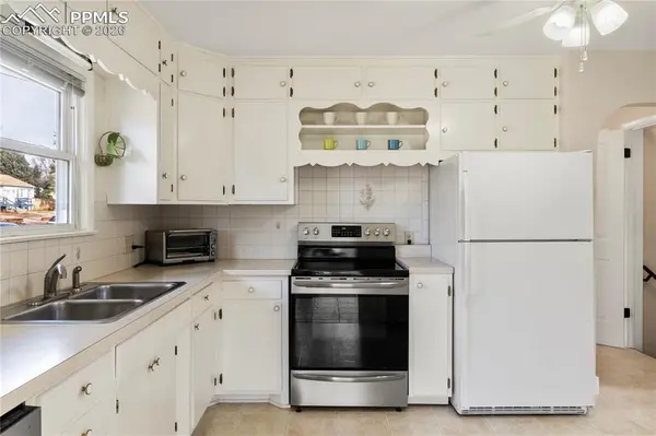 1241 E Monroe ST, Colorado Springs, CO 80907