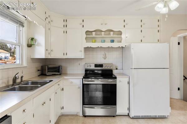 1241 E Monroe ST, Colorado Springs, CO 80907