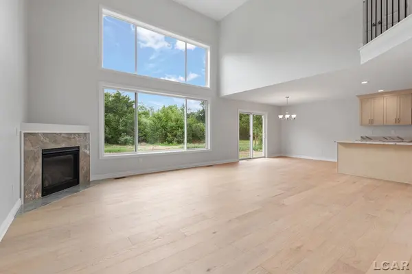 114 Bloomfield BLVD, Norvell Twp, MI 49230