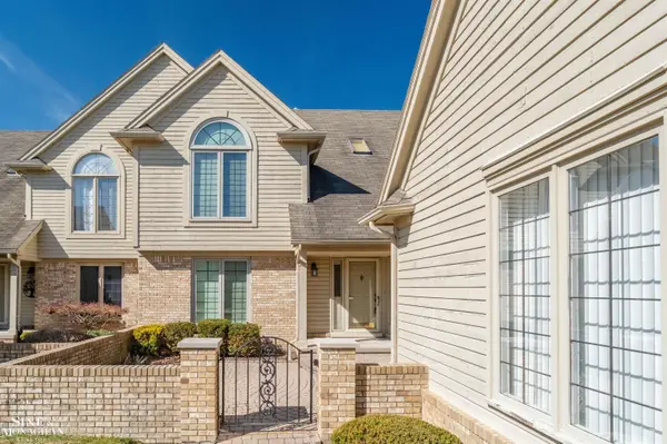 16885 Boulder Way #66 WAY, Macomb Twp, MI 48042