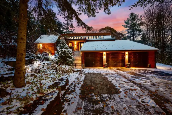 5 Sumac RD, Clarington, ON L0B 1B0