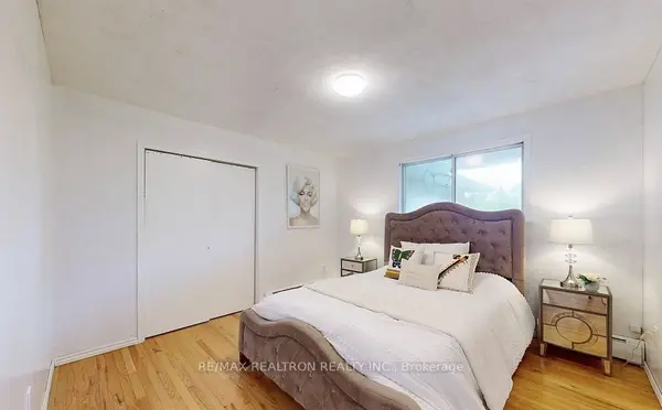 20201 Yonge ST, East Gwillimbury, ON L9N 1B1