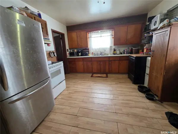 5460 Kings AVENUE, Gull Lake, SK S0N 1A0