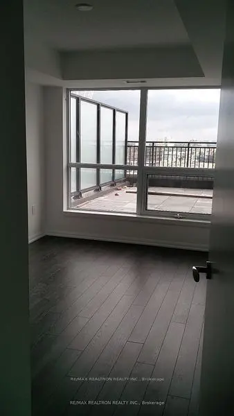 830 Lawrence AVE W #917, Toronto W04, ON M6A 0A2