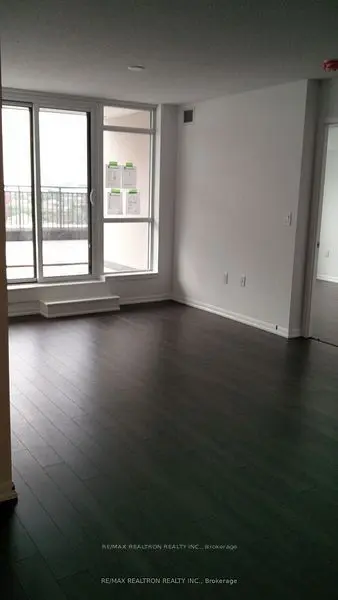 830 Lawrence AVE W #917, Toronto W04, ON M6A 0A2