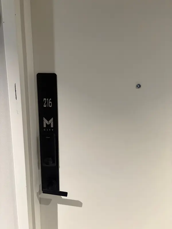 3883 Quartz RD #216, Mississauga, ON L5B 0M4