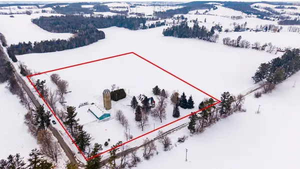 7596 Vimy Ridge RD, Hamilton Township, ON L1A 3V6