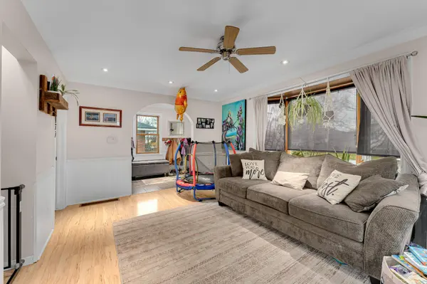 440 Pine ST E, Gananoque, ON K7G 1E3