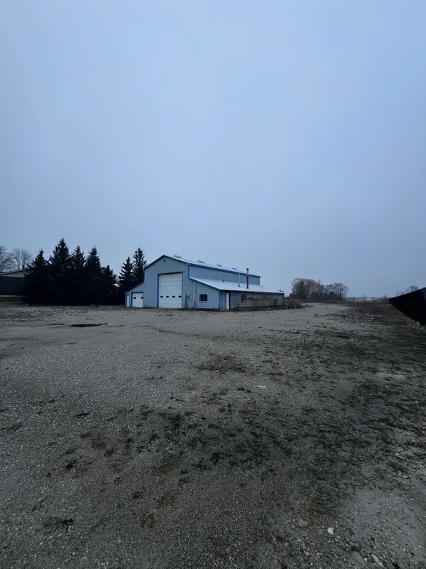 350 King ST, Minto, ON N0G 2P0